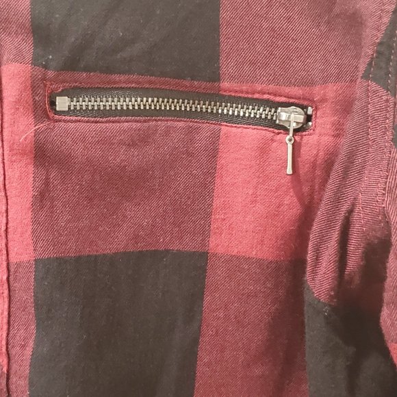Maurices Small Red Zippered Flannel - Picture 3 of 4